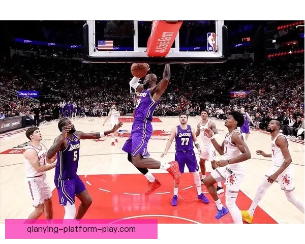 41岁詹姆斯连续六场暴扣领衔25+5+5记录 还能再战多久